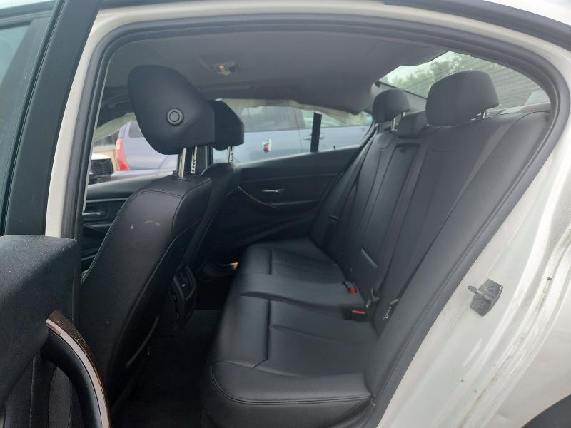 Photo 10 from auction – 2014 BMW 320 with VIN WBA3C3C51EP661318