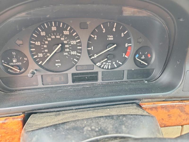 Photo 9 from auction – 2000 BMW 528 with VIN WBADM6346YGU07523