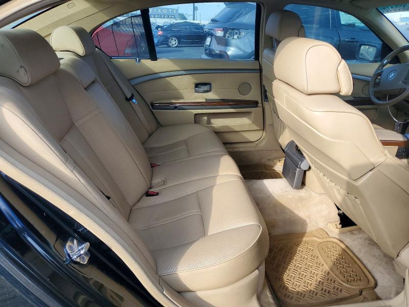 Photo 10 from auction – 2005 BMW 745 with VIN WBAGN63535DS58990