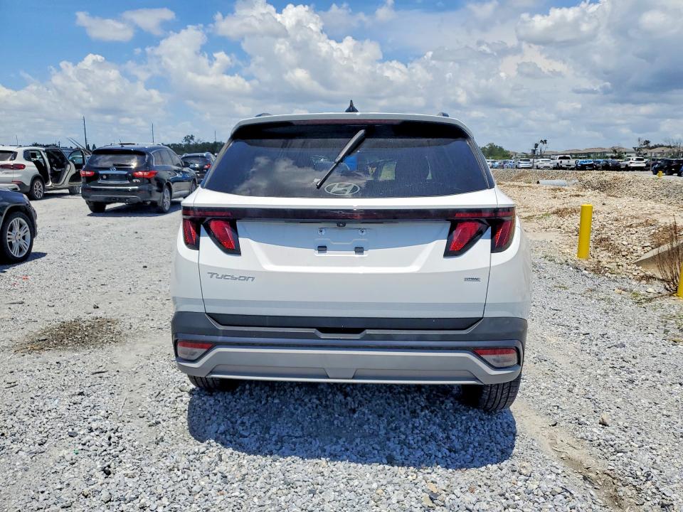 Photo 6 from auction – 2025 HYUNDAI TUCSON with VIN 5NMJBCDE7SH480417