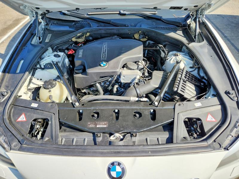 Foto 11 de la subasta – 2013 BMW 528 con VIN WBAXG5C59DD232381