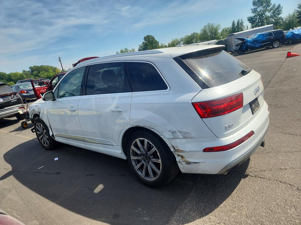 Photo 2 from auction – 2018 AUDI Q7 with VIN WA1LHAF74JD045995