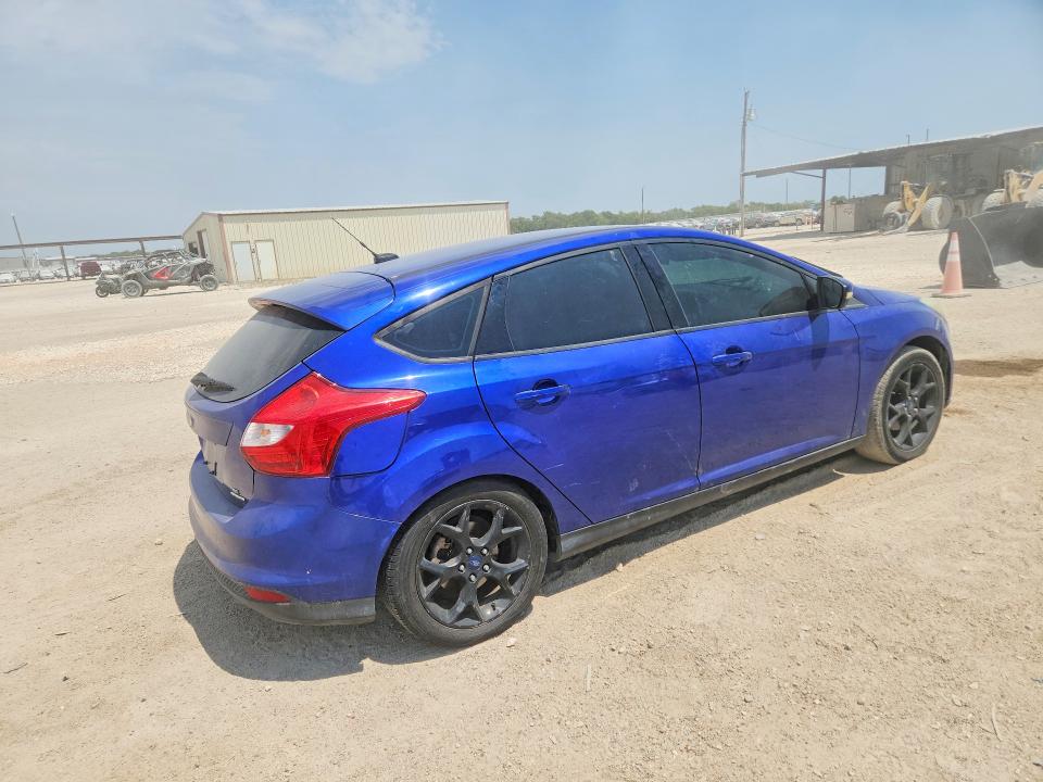 Снимка 3 от търг – 2014 FORD FOCUS с VIN 1FADP3K23EL372361