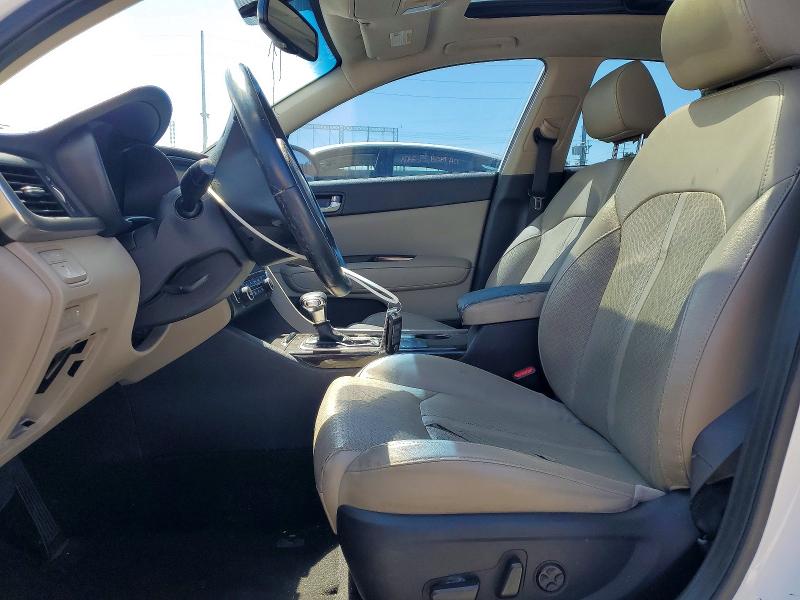 Photo 7 from auction – 2016 KIA OPTIMA with VIN 5XXGU4L35GG046934