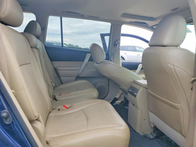 Фото 10 с аукциона – 2012 TOYOTA HIGHLANDER с VIN 5TDZK3EHXCS081852