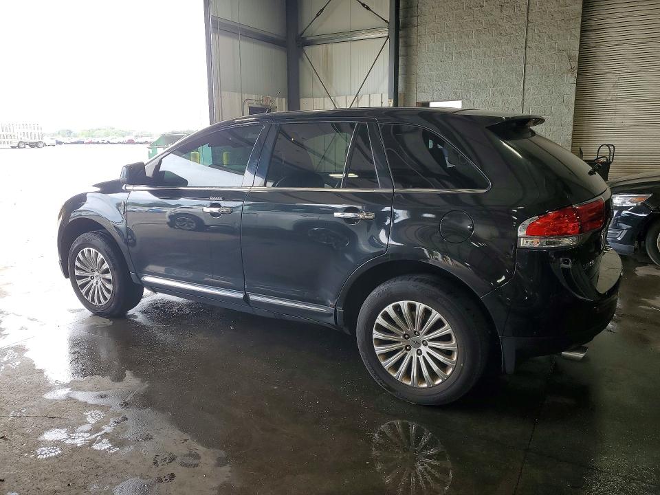 Photo 2 from auction – 2011 LINCOLN MKX with VIN 2LMDJ6JK3BBJ00774