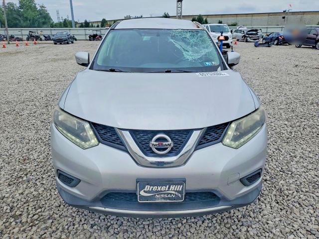Foto 5 de la subasta – 2015 NISSAN ROGUE con VIN KNMAT2MV7FP504039