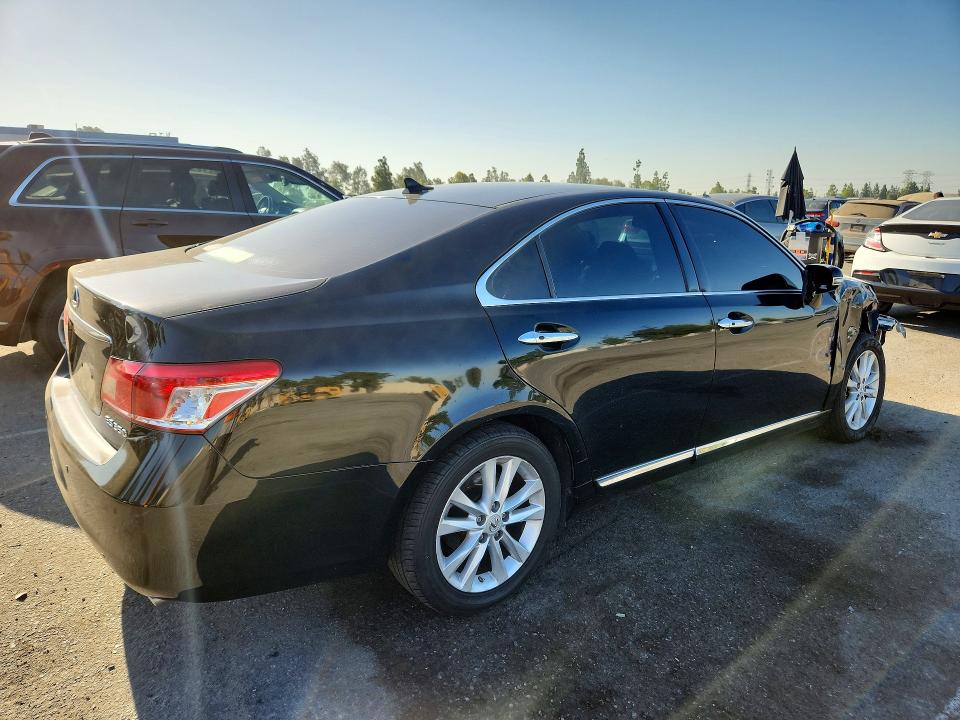 Photo 3 from auction – 2012 LEXUS ES with VIN JTHBK1EG7C2512117