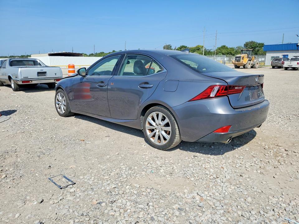 Фото 2 с аукциона – 2016 LEXUS IS с VIN JTHCM1D25G5003779