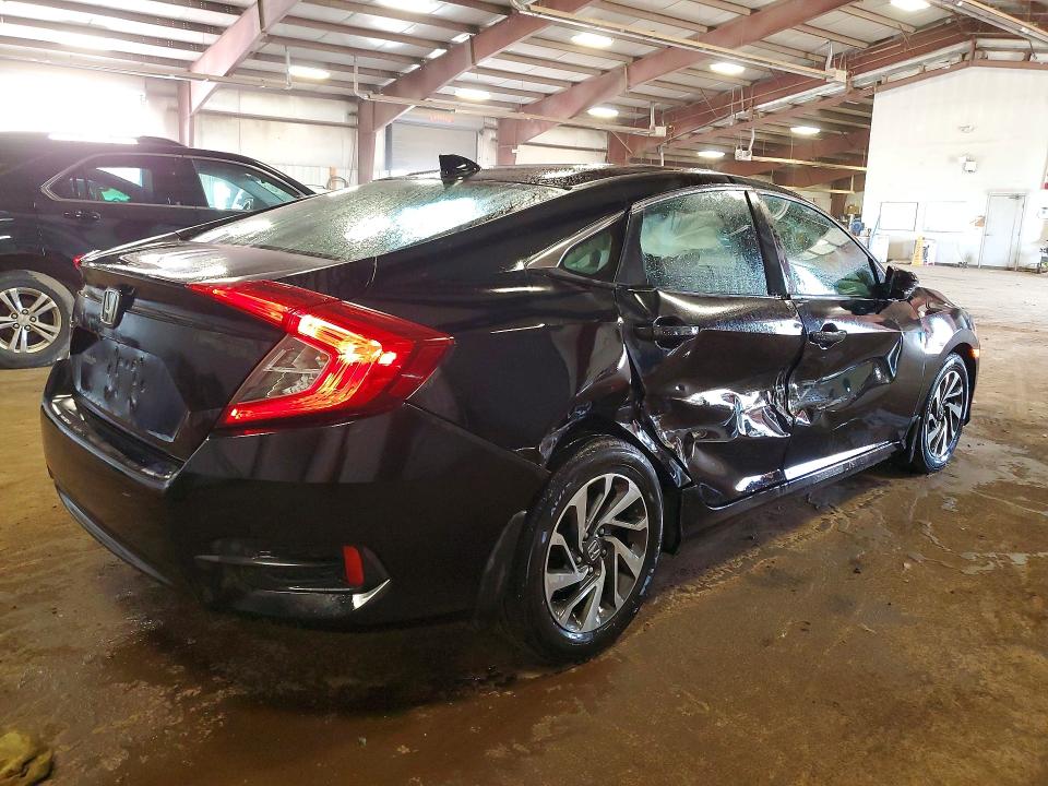 Photo 3 from auction – 2017 HONDA CIVIC with VIN 19XFC2F77HE221437