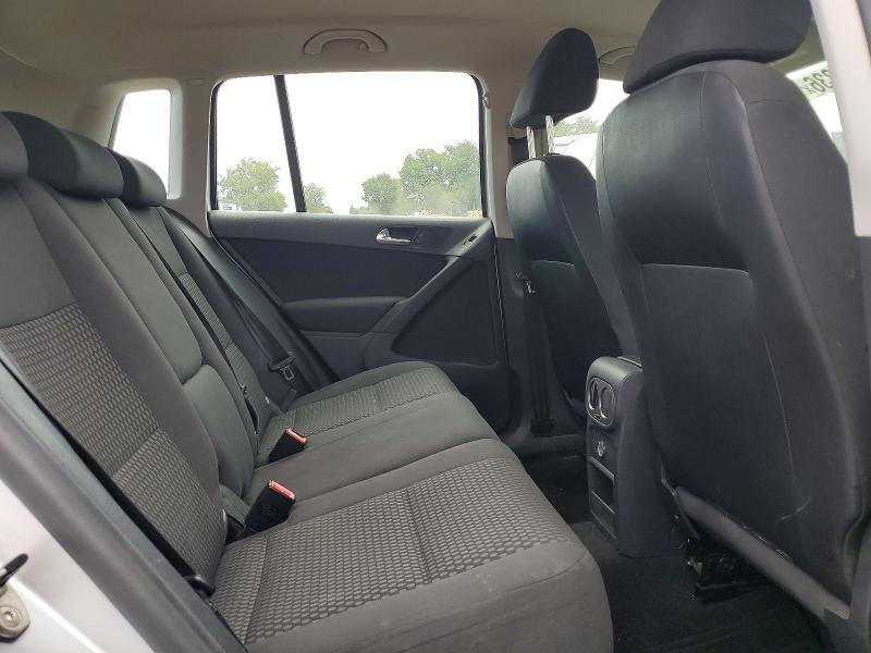 Photo 10 from auction – 2011 VOLKSWAGEN TIGUAN with VIN WVGAV7AX2BW521503