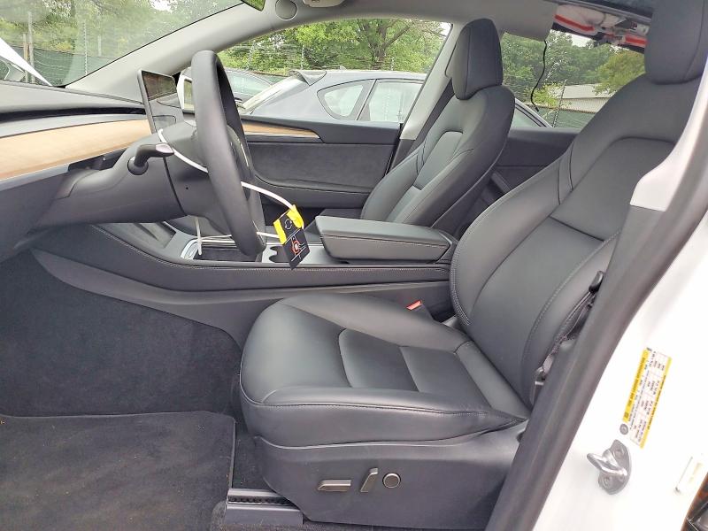 Photo 7 from auction – 2024 TESLA MODEL Y with VIN 7SAYGDEEXRA233618
