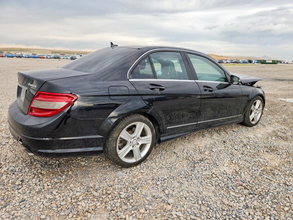 Photo 3 from auction – 2011 MERCEDES-BENZ C with VIN WDDGF8BBXBR174091
