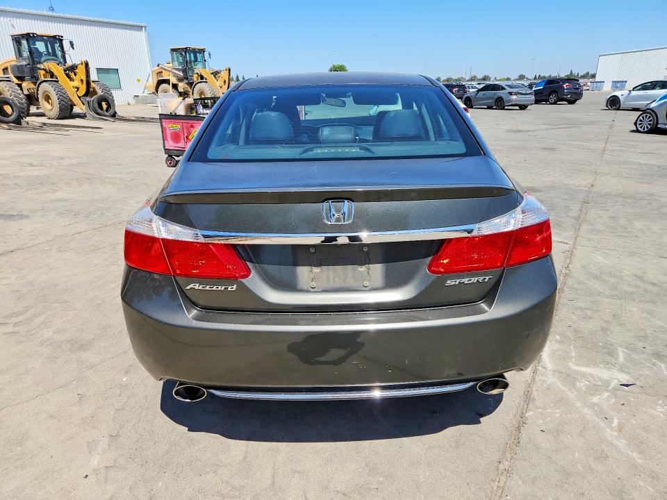 Photo 6 from auction – 2015 HONDA ACCORD with VIN 1HGCR2F53FA110420
