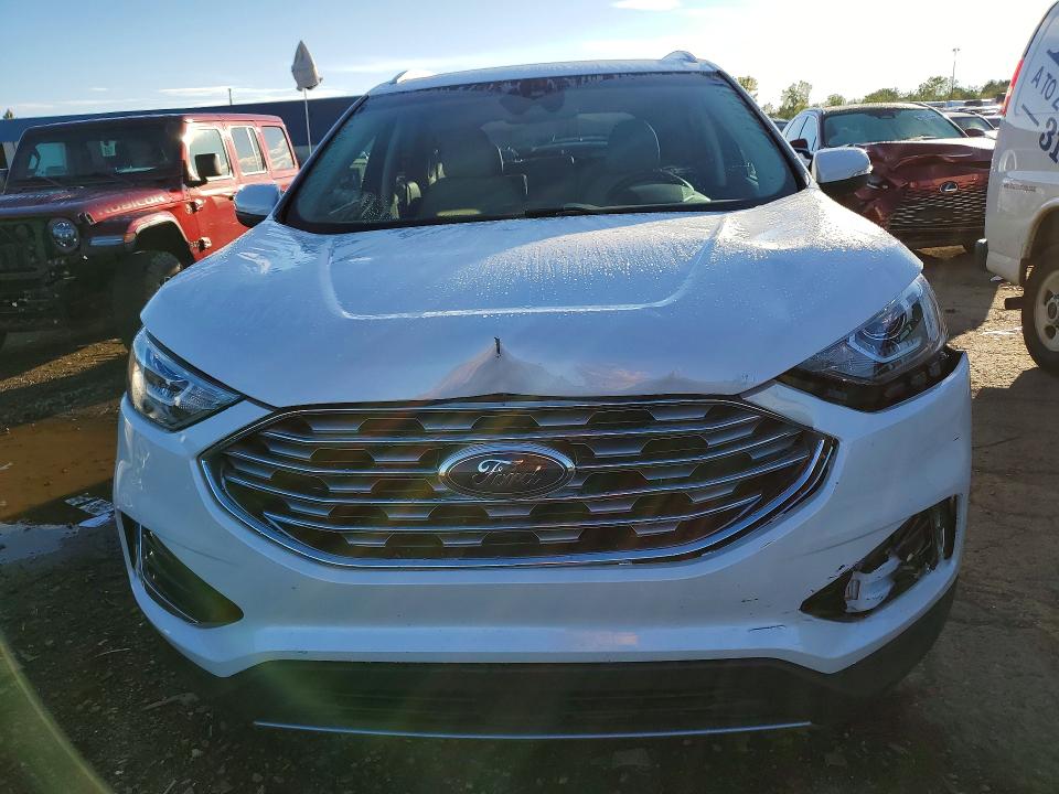 Zdjęcie 5 z aukcji – 2019 FORD EDGE z VIN 2FMPK4J96KBB52620