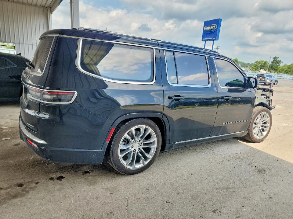Снимка 3 от търг – 2022 JEEP GRAND WAGONEER с VIN 1C4SJVFJ1NS116368