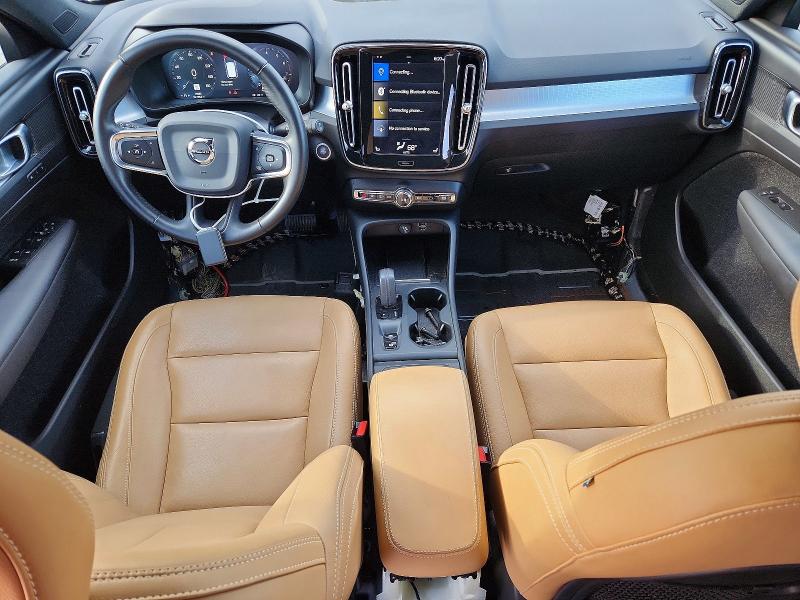 Zdjęcie 8 z aukcji – 2020 VOLVO XC40 z VIN YV4162UK3L2325810