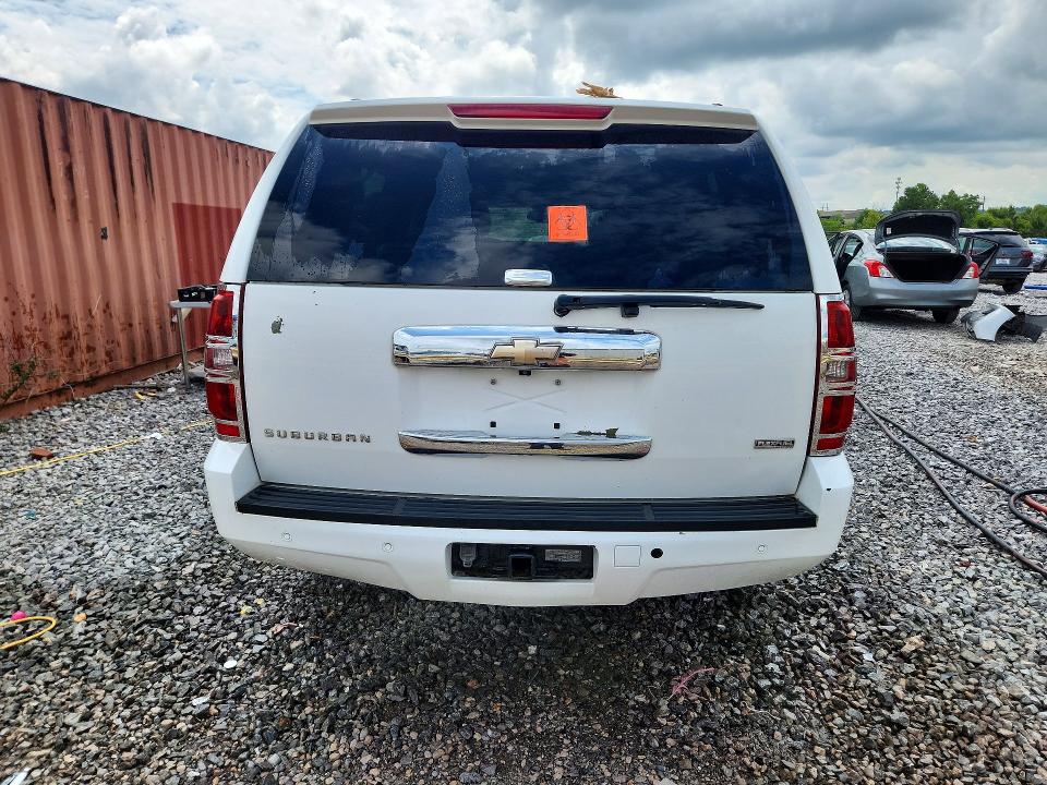 Photo 6 from auction – 2008 CHEVROLET SUBURBAN with VIN 3GNFC16098G206690