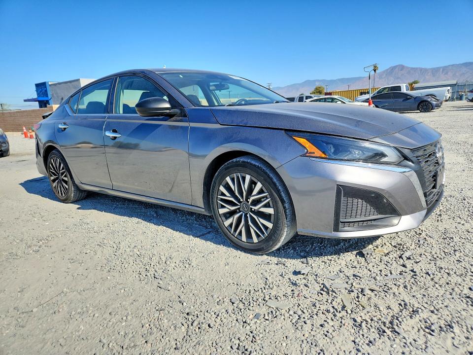 Photo 4 from auction – 2024 NISSAN ALTIMA with VIN 1N4BL4DV5RN319140