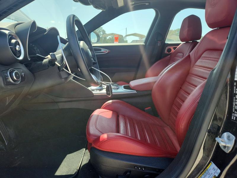 Photo 7 from auction – 2023 ALFA ROMEO GIULIA with VIN ZARFAMBN8P7675982