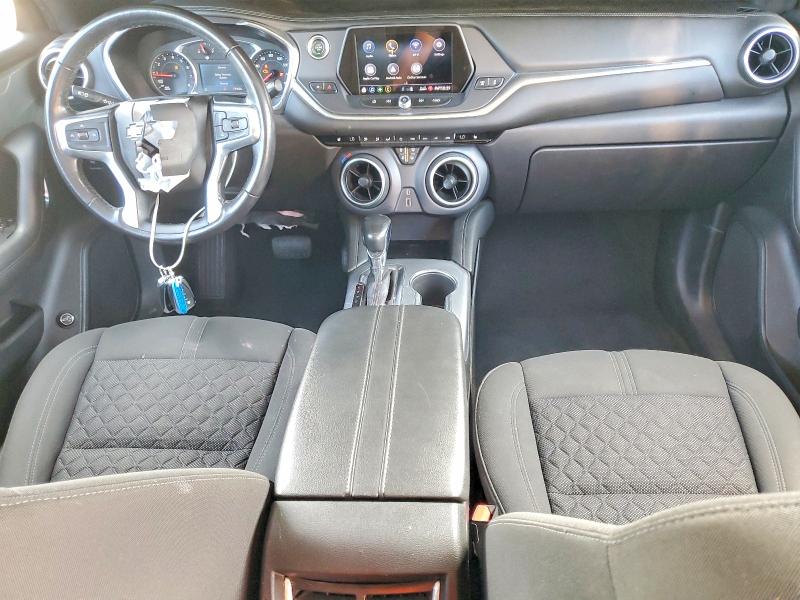 Photo 8 from auction – 2020 CHEVROLET BLAZER with VIN 3GNKBCR41LS679341