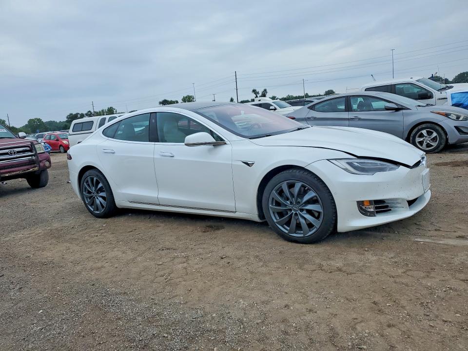 Photo 4 from auction – 2020 TESLA MODEL S with VIN 5YJSA1E26LF410992