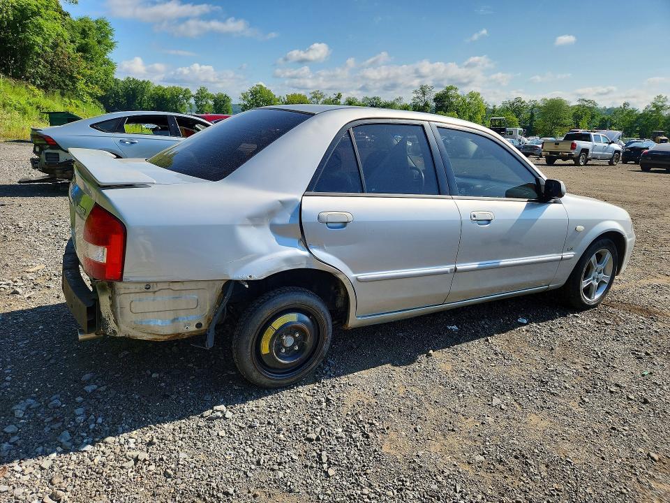 Photo 3 from auction – 2003 MAZDA PROTEGE with VIN JM1BJ225530107754