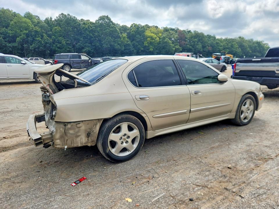 Photo 3 from auction – 2000 INFINITI I30 with VIN JNKCA31A6YT109977