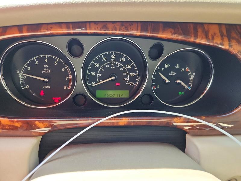 Photo 9 from auction – 2004 JAGUAR XJ8 with VIN SAJWA71C94SG29974