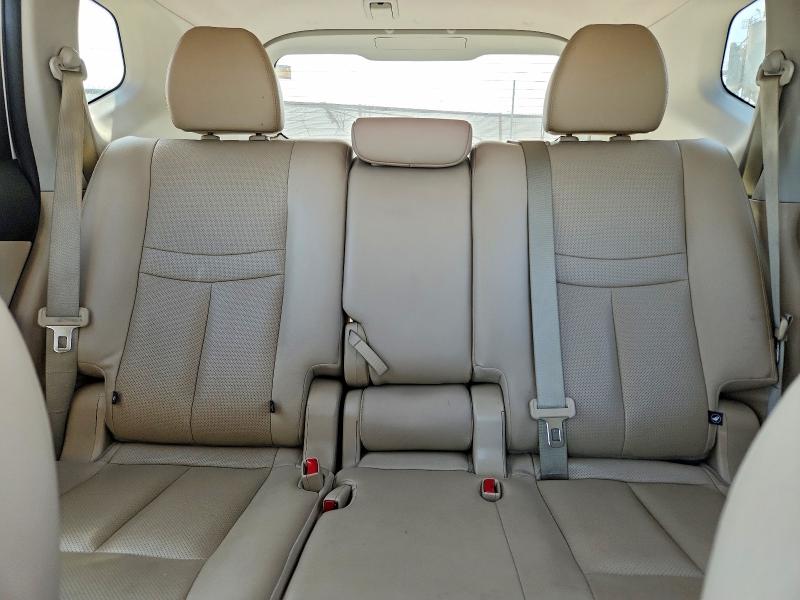 Photo 10 from auction – 2016 NISSAN ROGUE with VIN 5N1AT2MT2GC843522