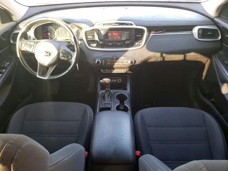 Photo 8 from auction – 2016 KIA SORENTO with VIN 5XYPG4A35GG063383