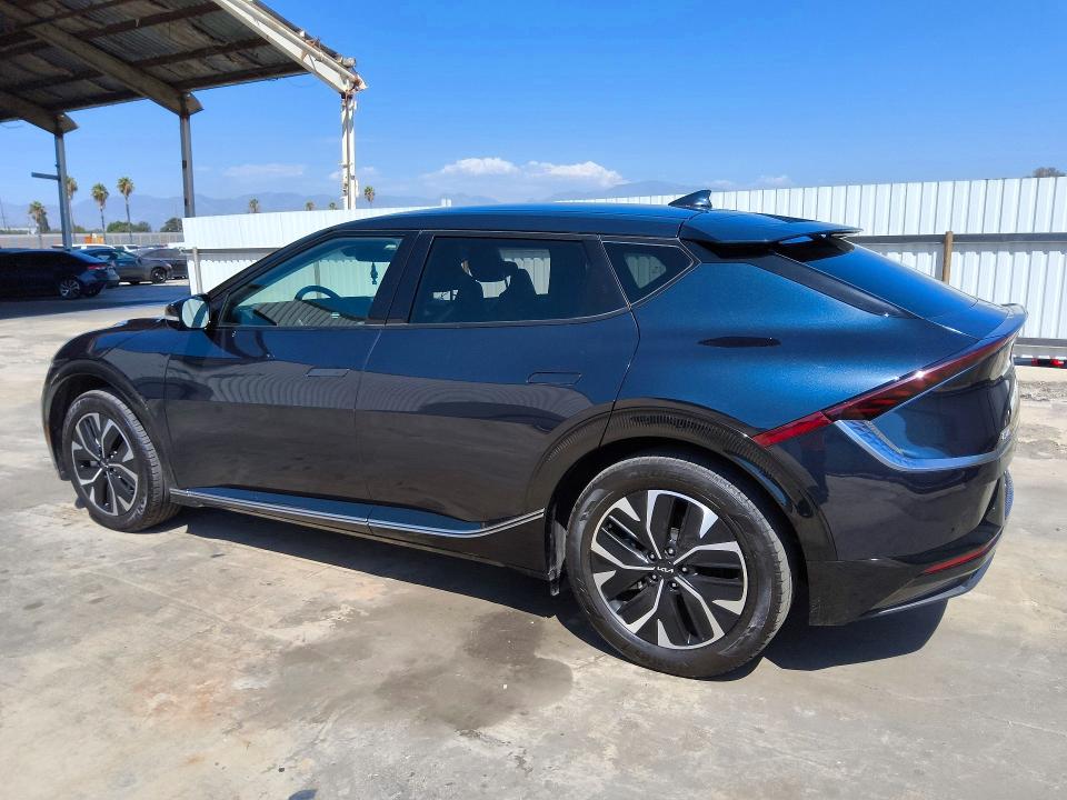Photo 2 from auction – 2024 KIA EV6 with VIN KNDC34LA8R5205758