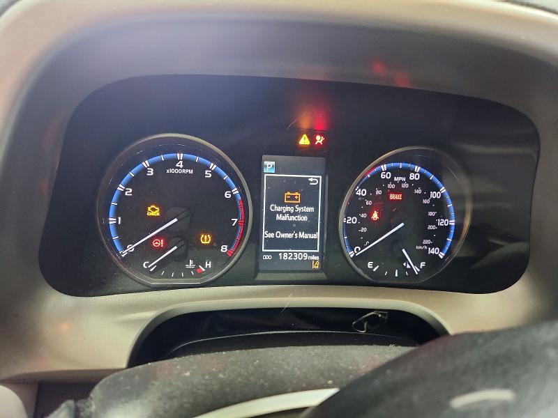 Photo 9 from auction – 2017 TOYOTA RAV4 with VIN 2T3WFREV3HW369086