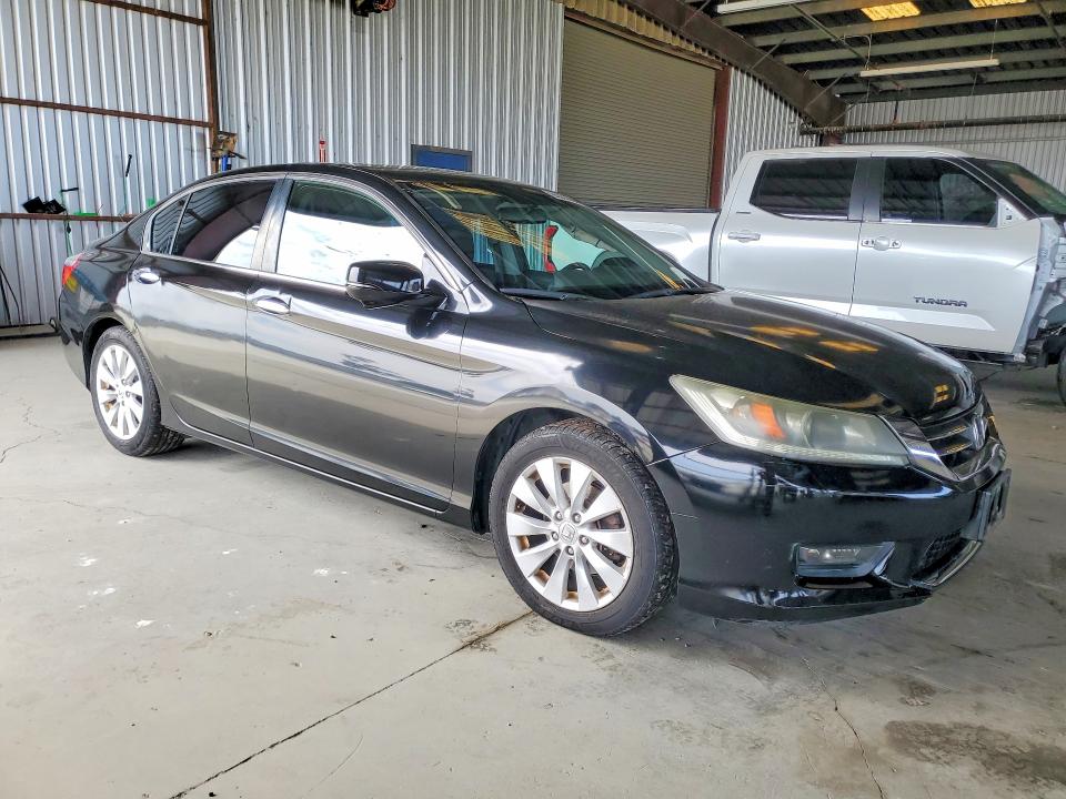 Photo 4 from auction – 2014 HONDA ACCORD with VIN 1HGCR2F71EA254905