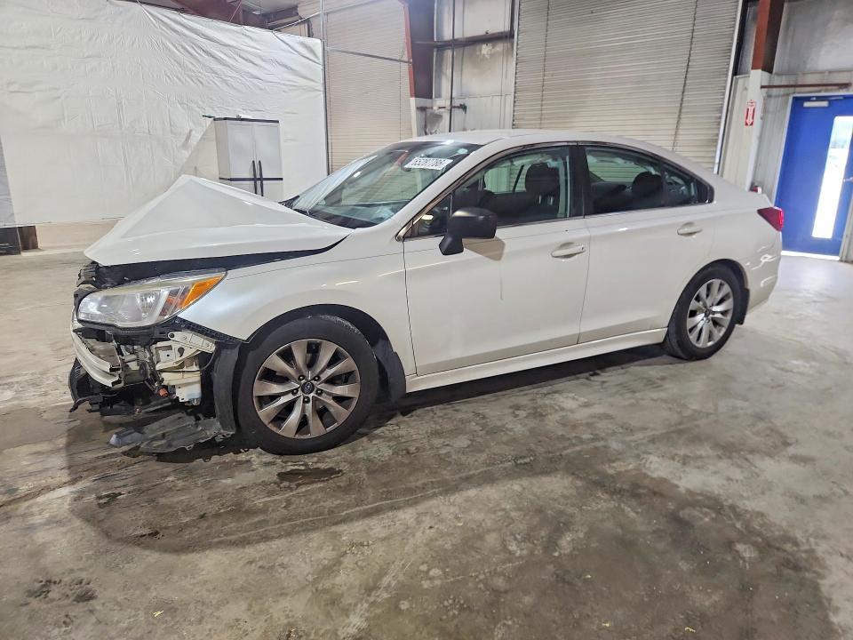 SUBARU LEGACY 2017 с VIN 4S3BNAB60H3009079 - Снимка от търг