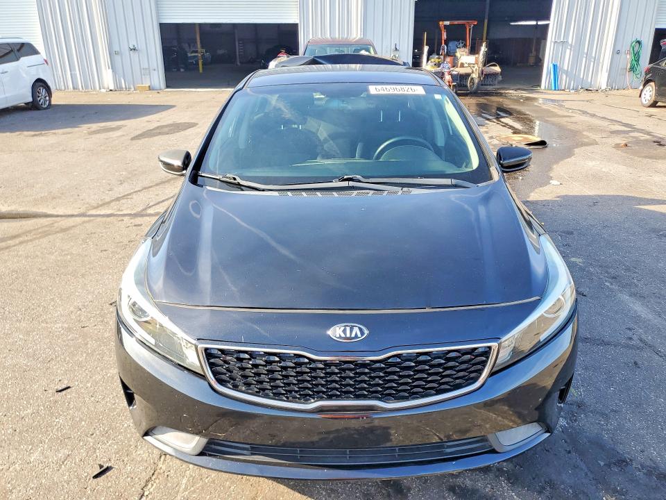 Photo 5 from auction – 2017 KIA FORTE with VIN 3KPFL4A71HE042362