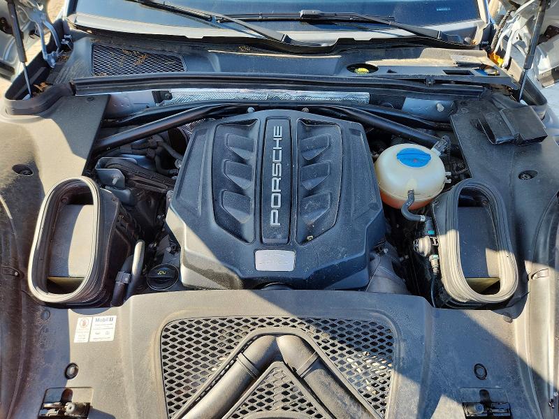 Photo 12 from auction – 2015 PORSCHE MACAN with VIN WP1AB2A50FLB74323