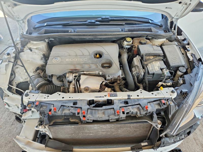 Photo 11 from auction – 2019 BUICK CASCADA with VIN W04WJ3N57KG359718