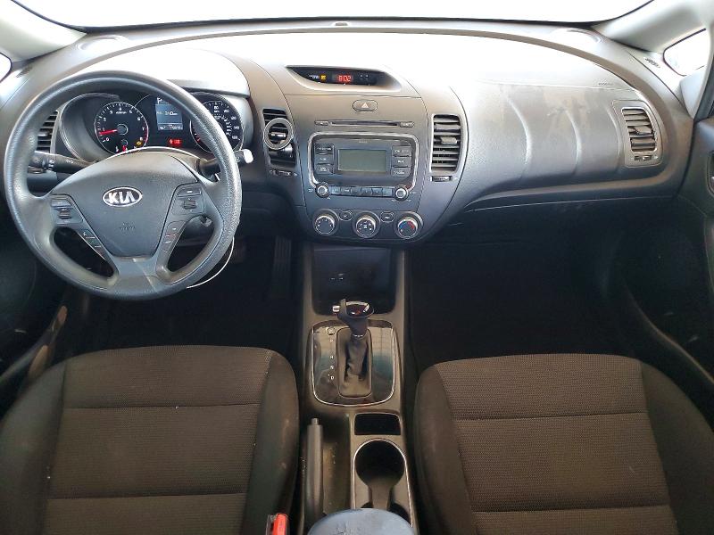 Photo 8 from auction – 2017 KIA FORTE with VIN 3KPFK4A74HE090411
