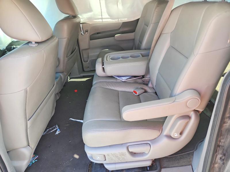 Снимка 11 от търг – 2015 HONDA ODYSSEY с VIN 5FNRL5H69FB099464
