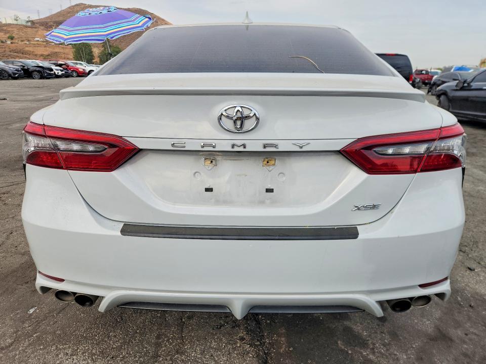 Photo 6 from auction – 2022 TOYOTA CAMRY with VIN 4T1K61AK4NU019885