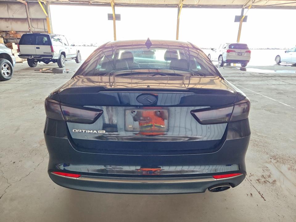 Photo 6 from auction – 2016 KIA OPTIMA with VIN 5XXGT4L31GG103570
