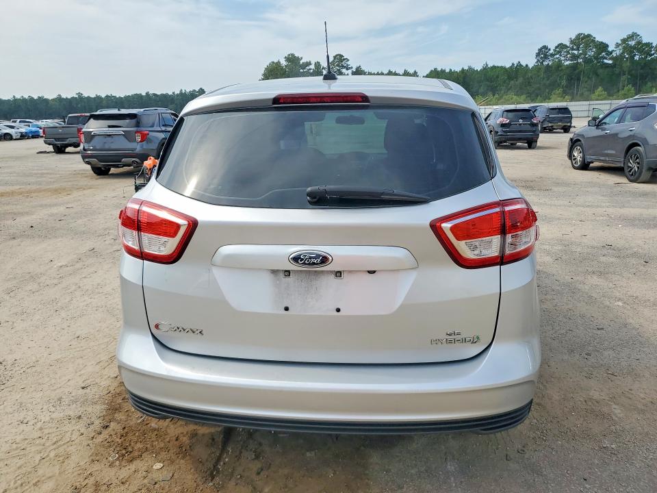 Photo 6 from auction – 2018 FORD C-MAX with VIN 1FADP5AU1JL101596