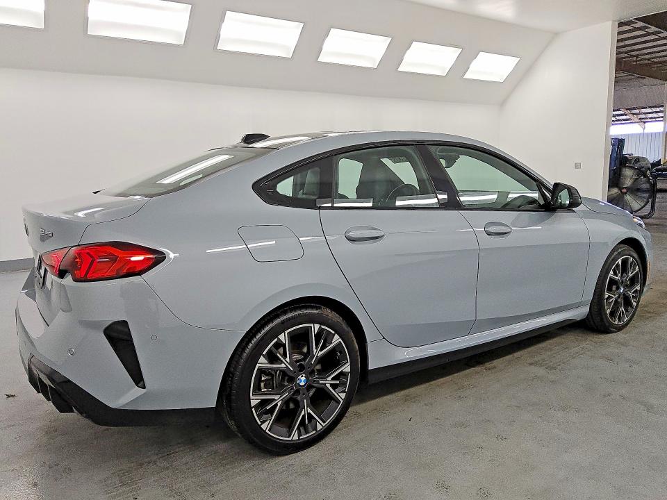 Foto 3 de la subasta – 2026 BMW 228 con VIN WBA83GG0XT7T83477