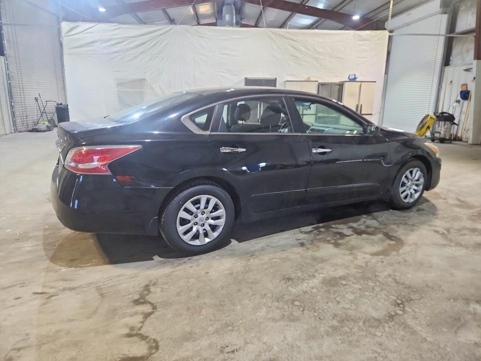 Photo 3 from auction – 2015 NISSAN ALTIMA with VIN 1N4AL3APXFN397565