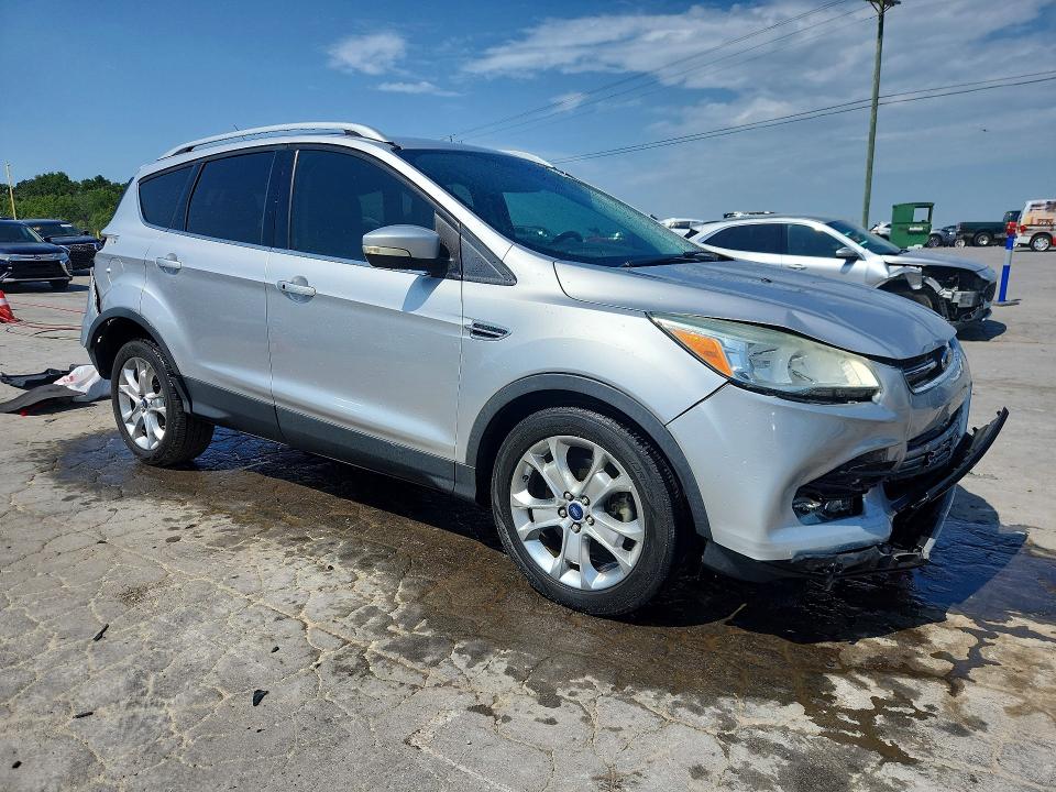 Photo 4 from auction – 2014 FORD ESCAPE with VIN 1FMCU0J94EUE51359