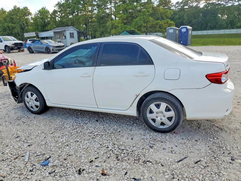 Photo 2 from auction – 2011 TOYOTA COROLLA with VIN 2T1BU4EEXBC629086