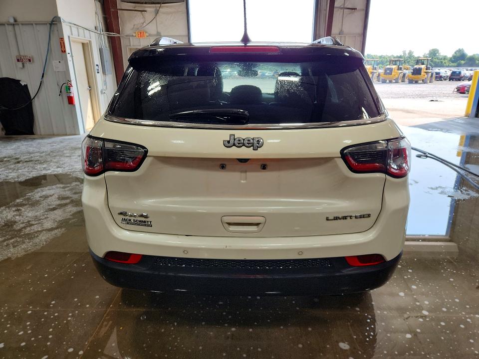 Photo 6 from auction – 2018 JEEP COMPASS with VIN 3C4NJDCB9JT280822