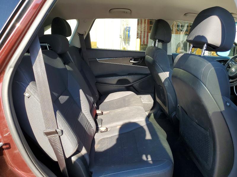 Photo 11 from auction – 2017 KIA SORENTO with VIN 5XYPGDA58HG332995