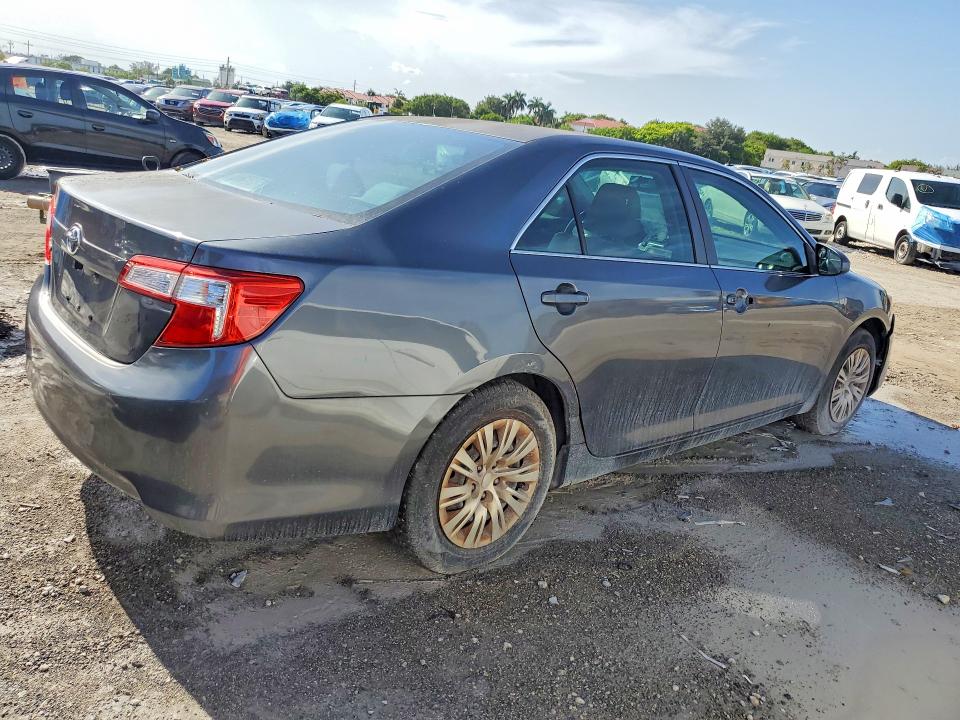 Photo 3 from auction – 2012 TOYOTA CAMRY with VIN 4T1BF1FK3CU631288